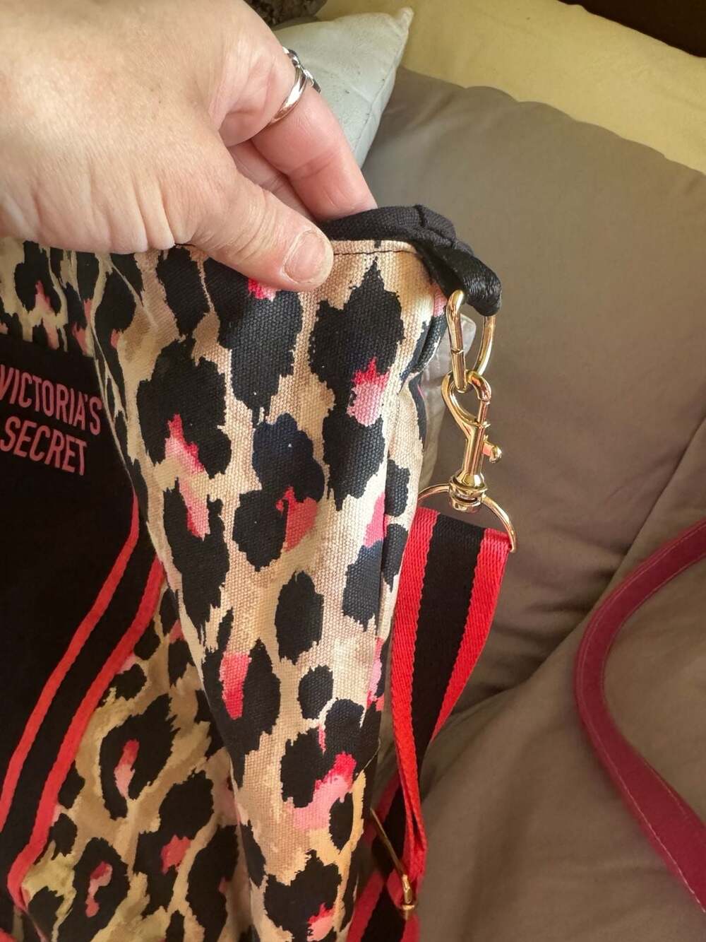 Victoria's Secret Leopard Print Canvas Weekender Duffle Bag - Picture 2 of 5